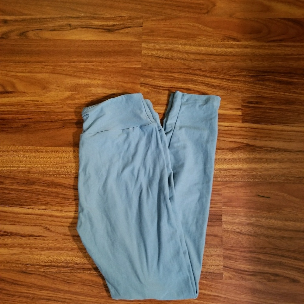 Lularoe Solid mint green leggings